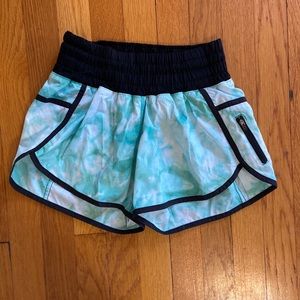 Lululemon Tracker Short